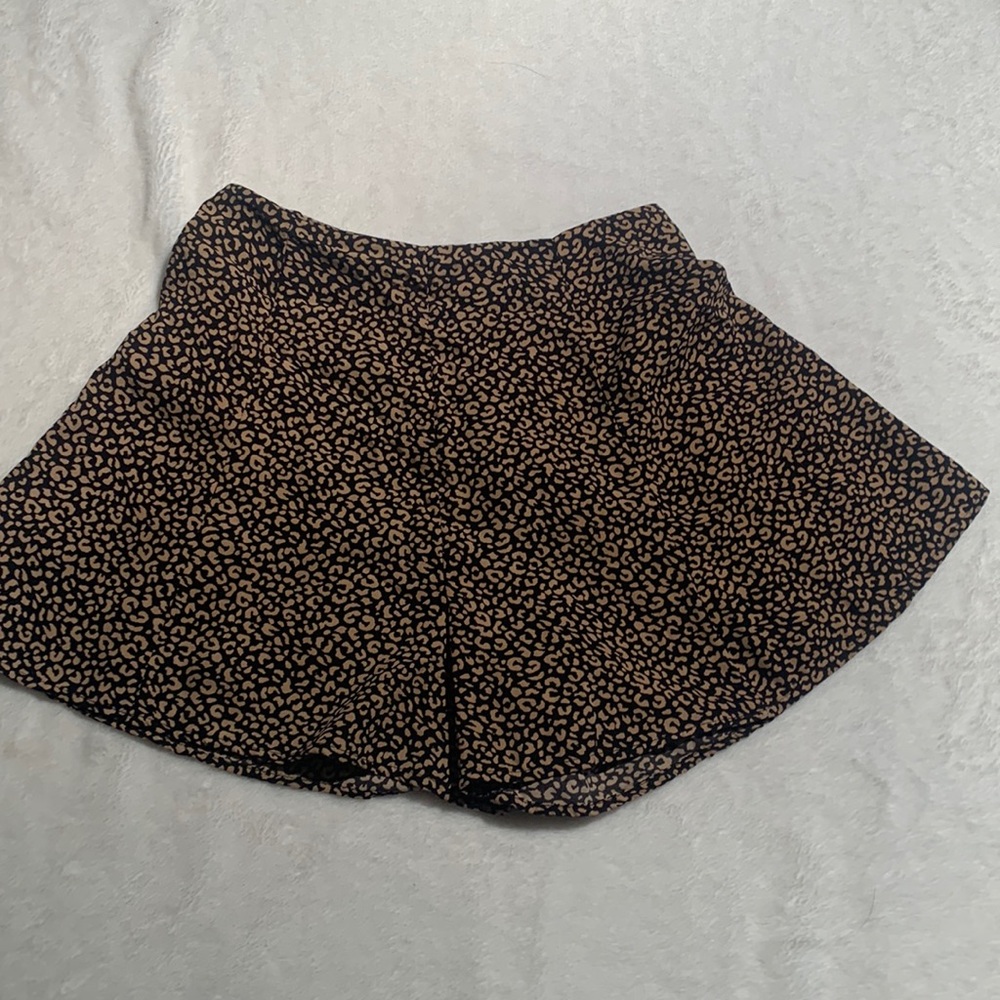 zip up, leopard print skorts